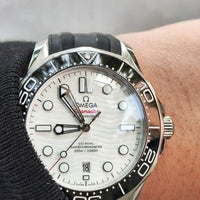 Om3ga Seamaster 300 4